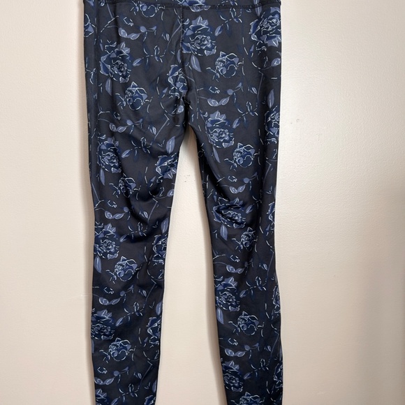 Floral Leggings - Picture 2 of 2